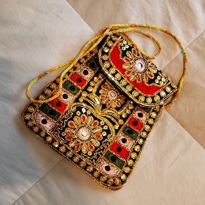 Small handbag morrocan style